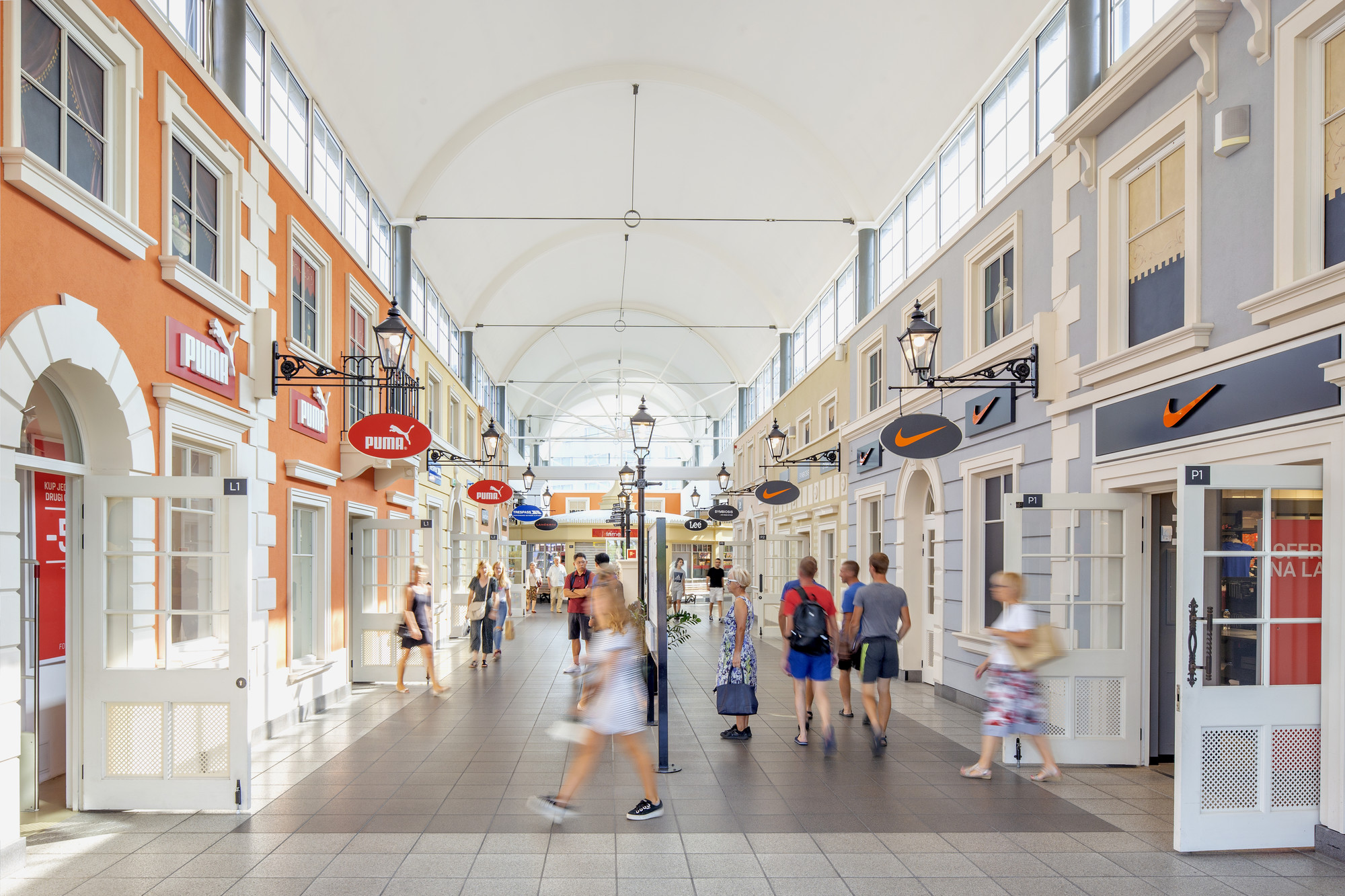 Designer Outlet Warszawa Shopping in Warsaw Warsaw